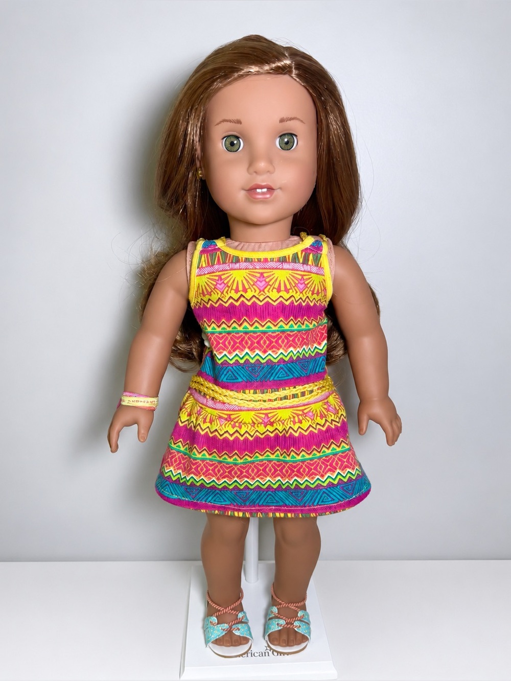 American Girl 18" Doll Lea Clark 2014 Girl of The Year With Meet Outfit